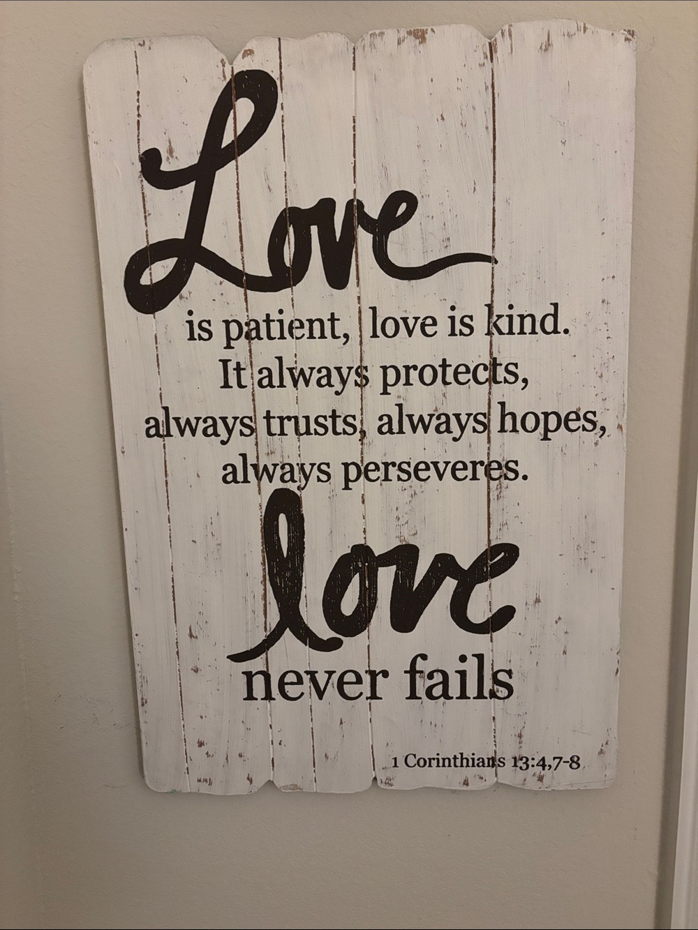 White "Love Never Fails" Wooden Wall Sign - Inspirational Home Decor